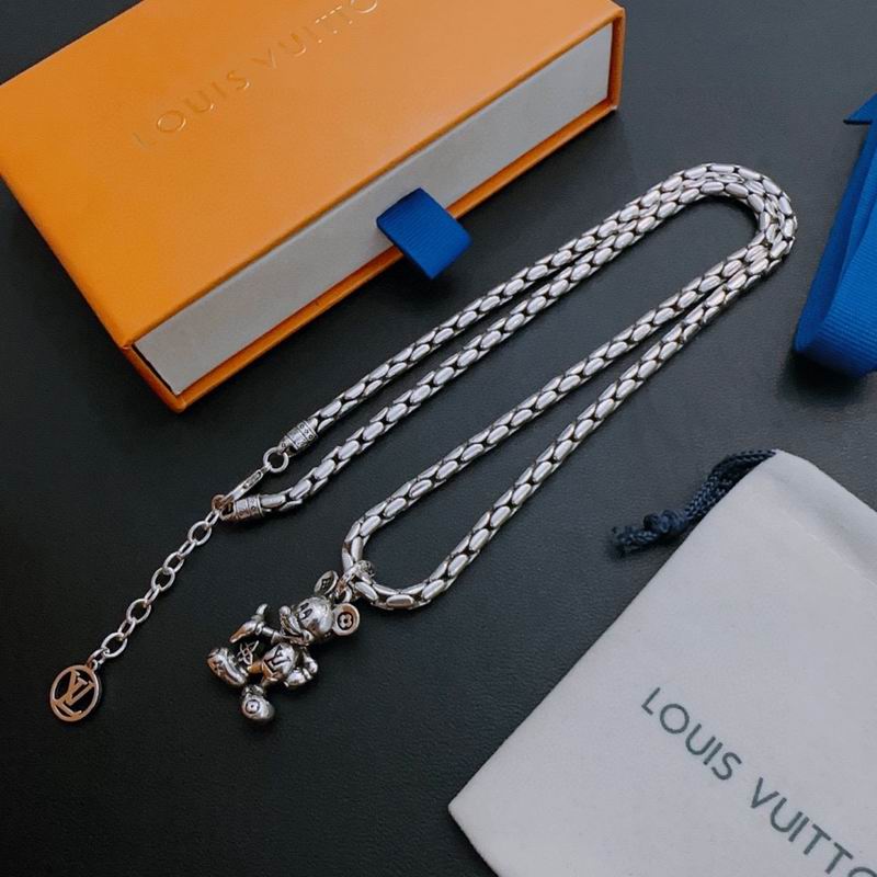 LV Necklace 03lyr441